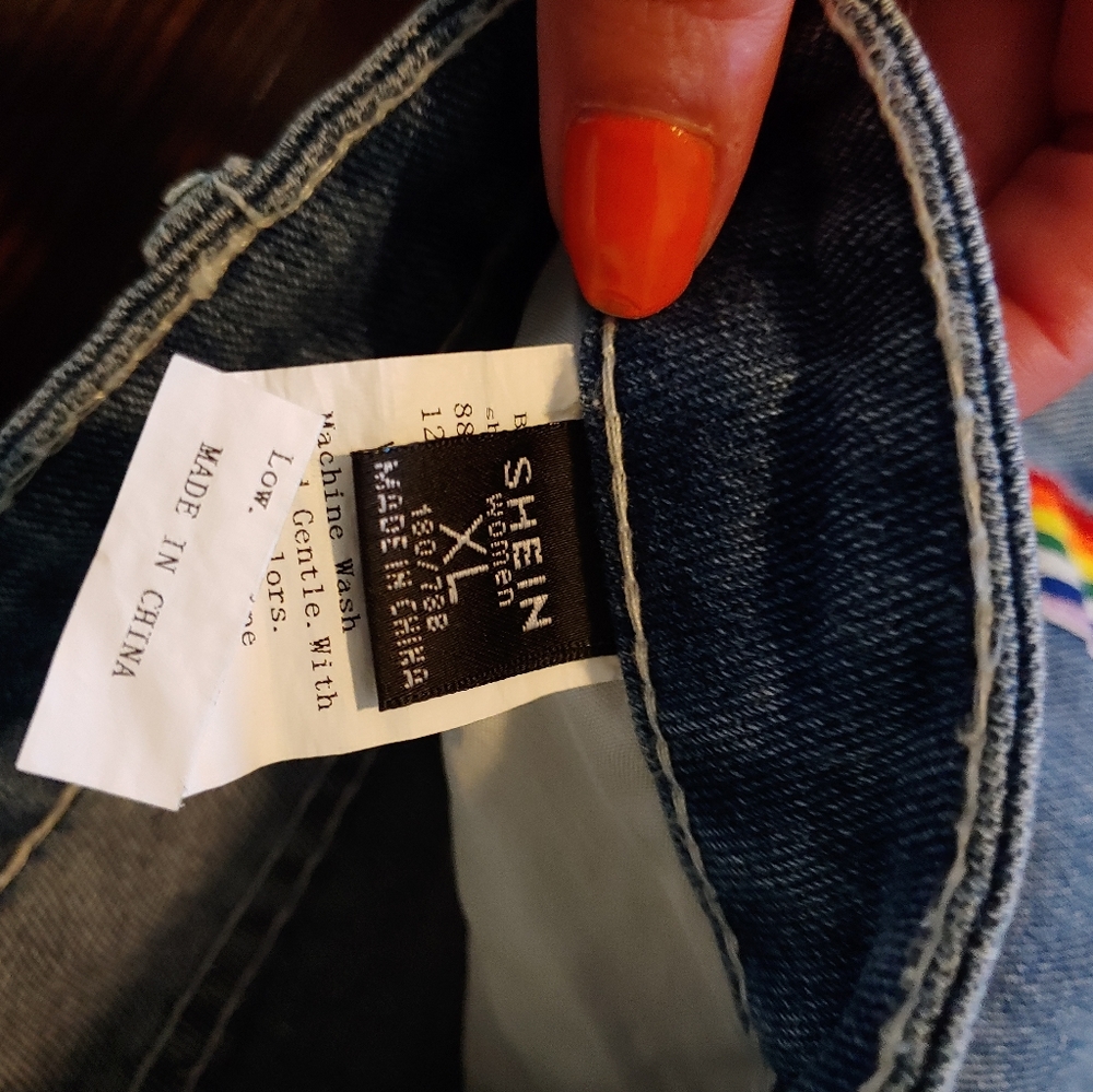 Jean shorts with rainbow stripes
